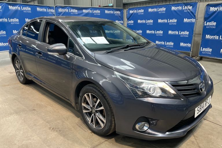 TOYOTA AVENSIS