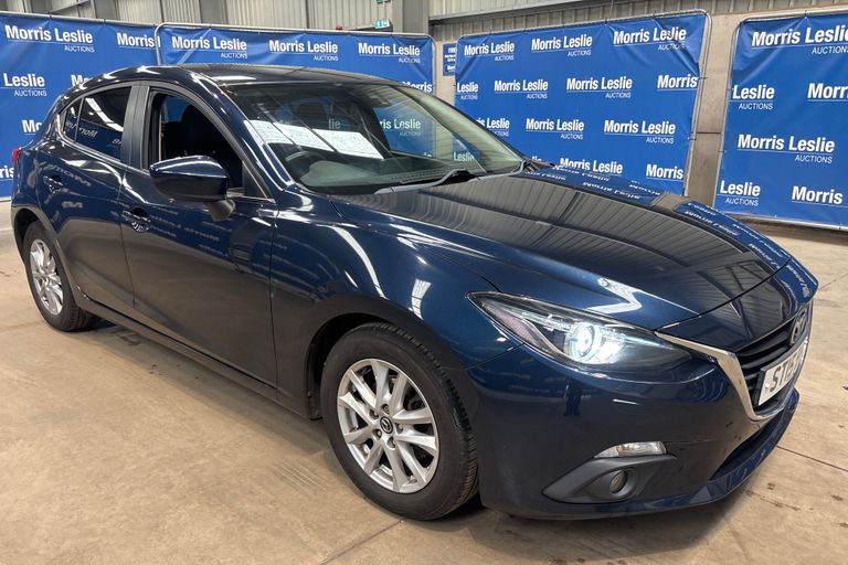 MAZDA 3