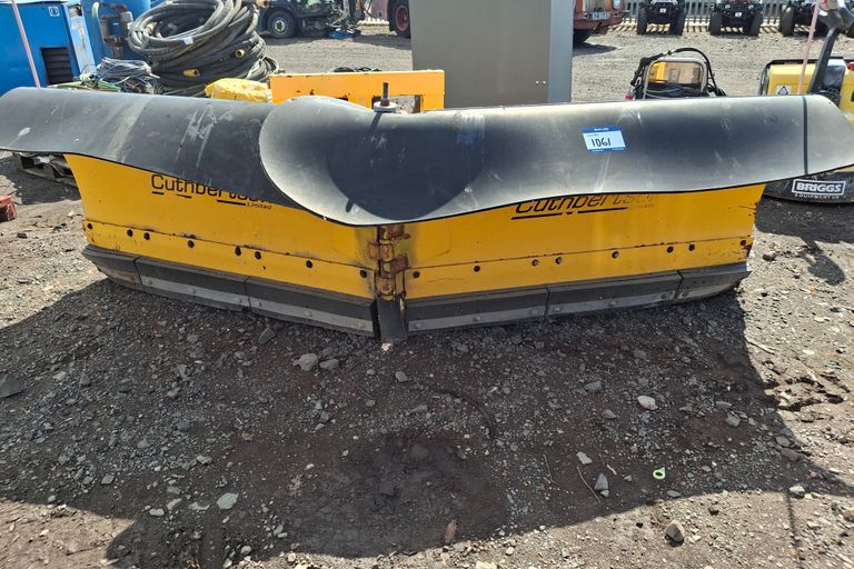 V SHAPE SNOW PLOUGH 