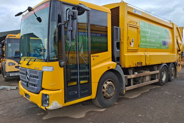 MERCEDES-BENZ ECONIC