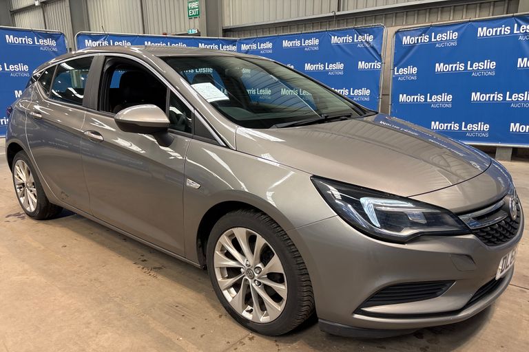 VAUXHALL ASTRA