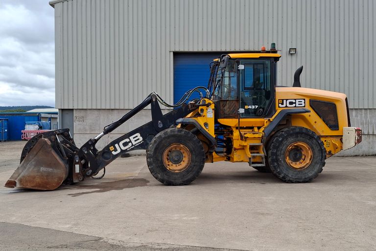 JCB 437 HT T4F