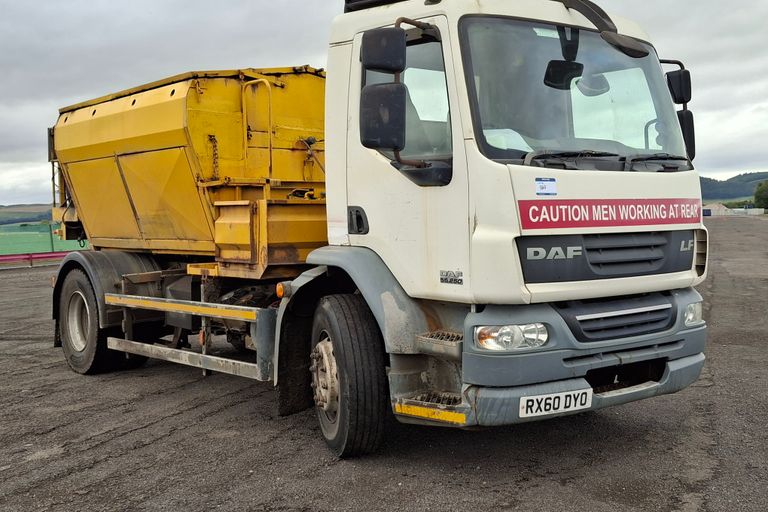DAF TRUCKS LF
