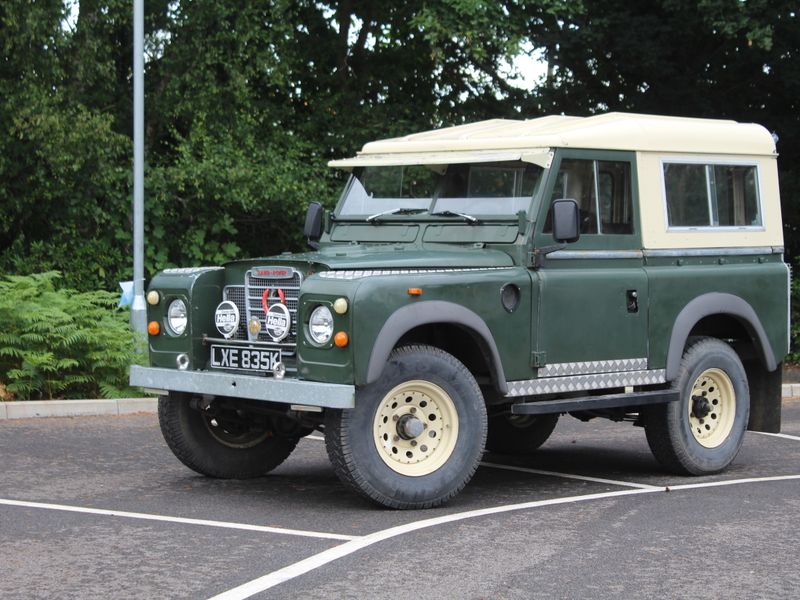 LAND ROVER SERIES III 88"
