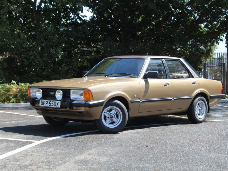FORD CORTINA 2.0 GHIA